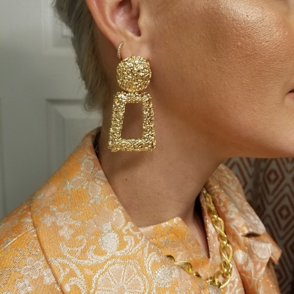 3/$30 Trendy Zara Style Gold Statement Earrings - Picture 7 of 7